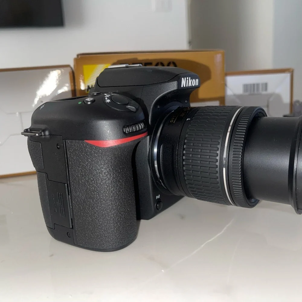 Nikon D7500